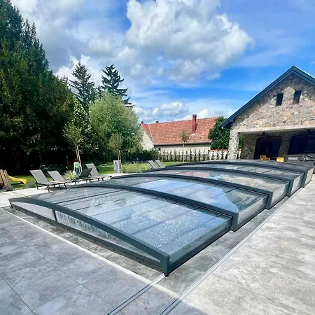 Aprili * בדקסוניטומאי