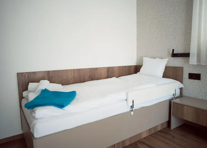 Aprili 包道乔尼托毛伊