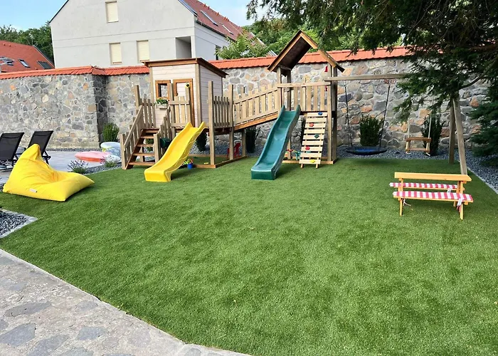 Aprili * 包道乔尼托毛伊